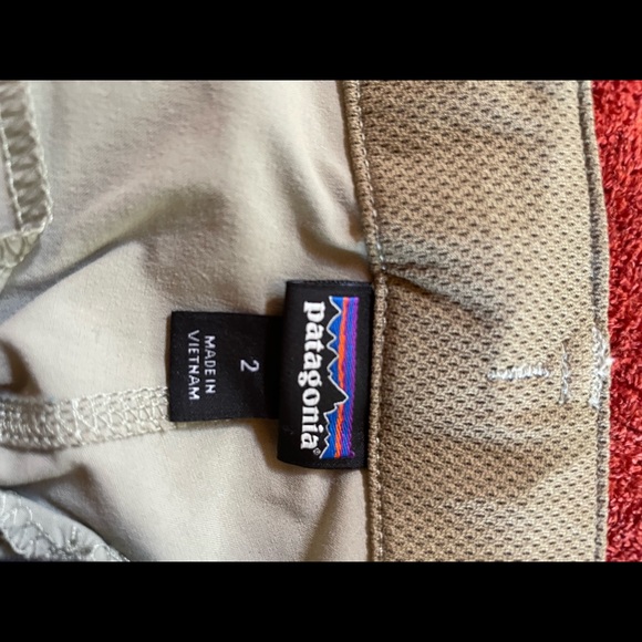 NWOT ~ Patagonia Convertible Hiking Pants - Picture 4 of 4
